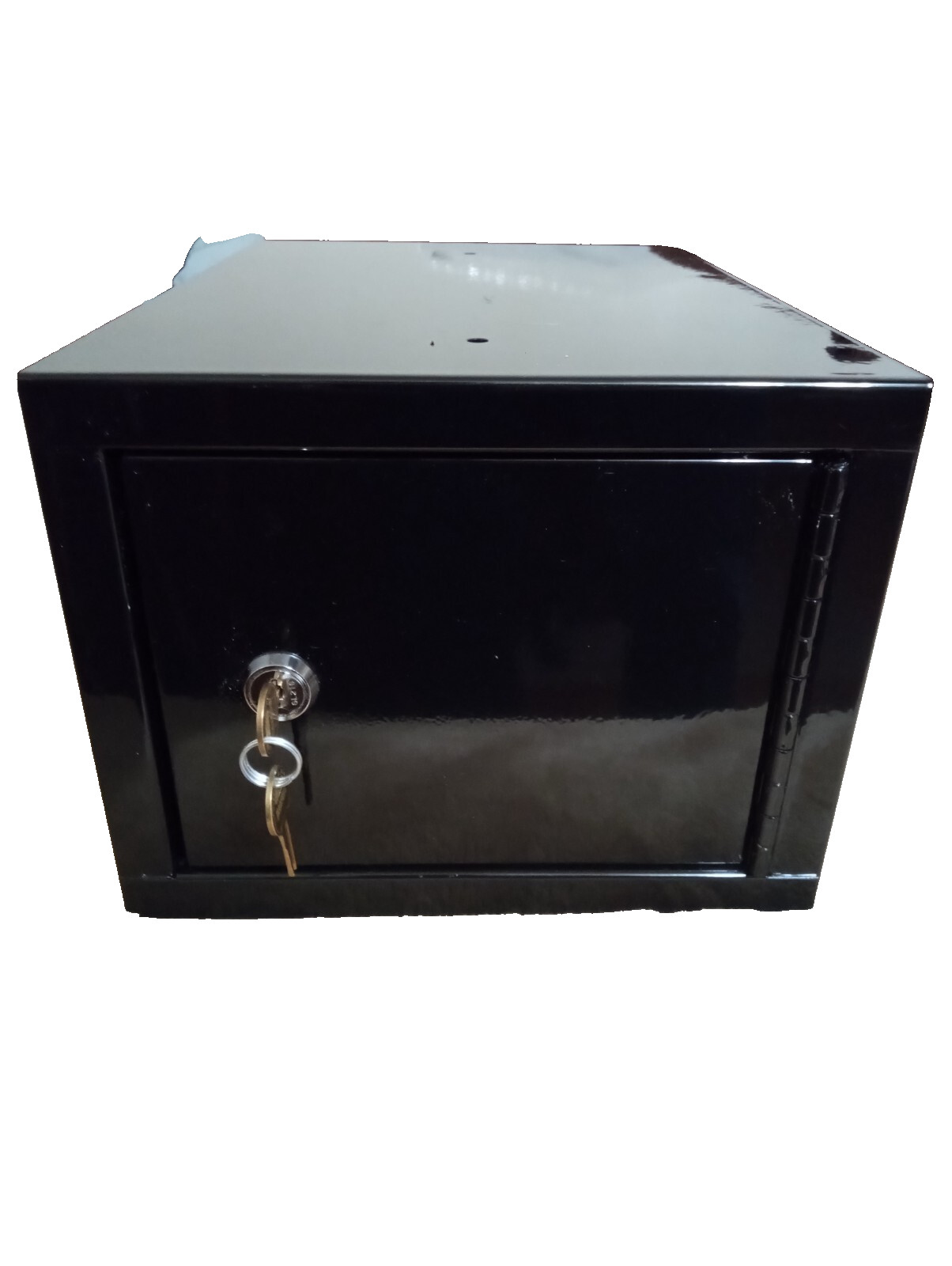 Black Metal Lock Box• Removable Shelf• 2 Keys• 13L x 9W x 7H• Great 4 Handguns!