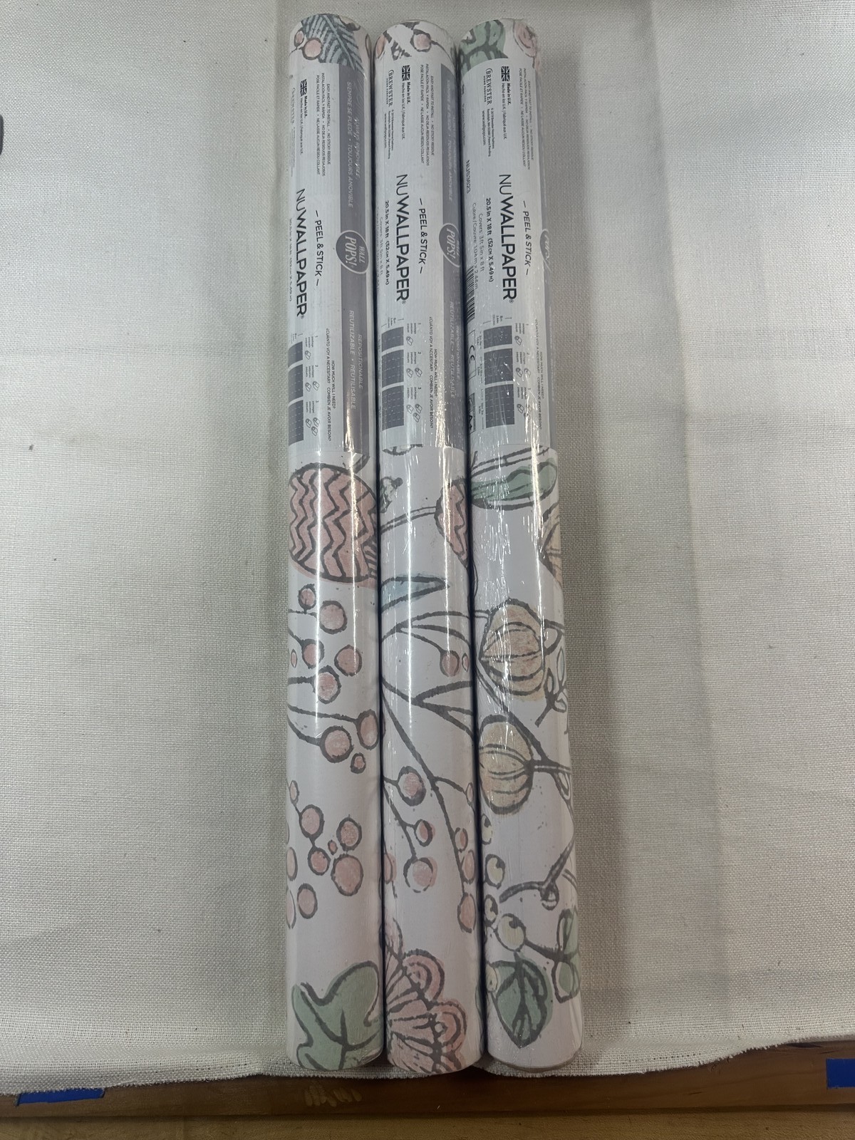 NuWallpaper WallPops! Peel and Stick Wallpaper 3 Rolls Floral NUS3623 Brewester