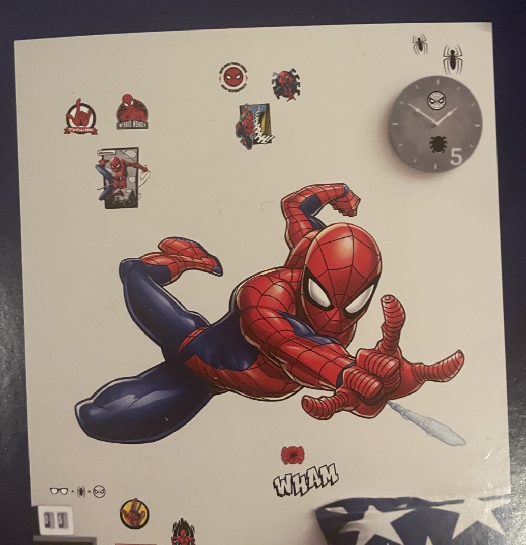 53” ULTIMATE SPIDERMAN Peel & Stick Giant Wall Decals XXL Marvel RMK5326BX Cool!