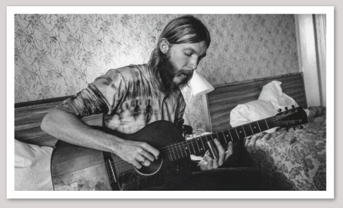 DUANE ALLMAN *NEW* Glossy Rectangle Sticker Measures 5.25″ x 3.09″
