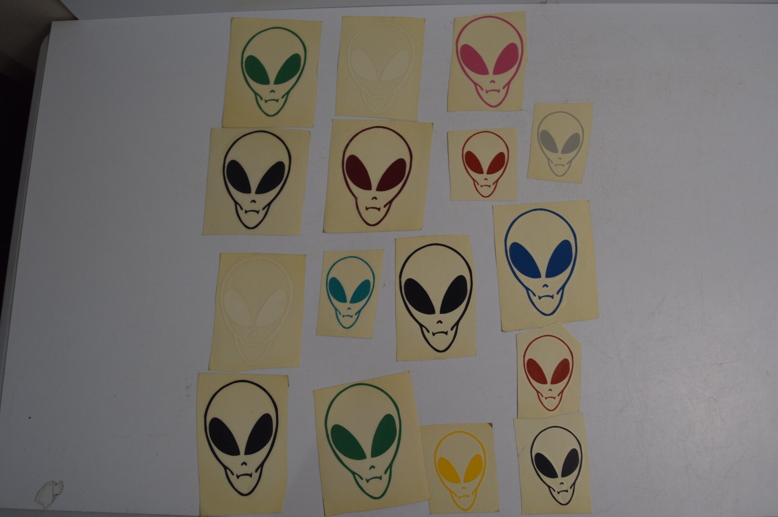 16 Vintage Alien Vinyl Decal Stickers Lot 1990’s Space Carnival Collectibles