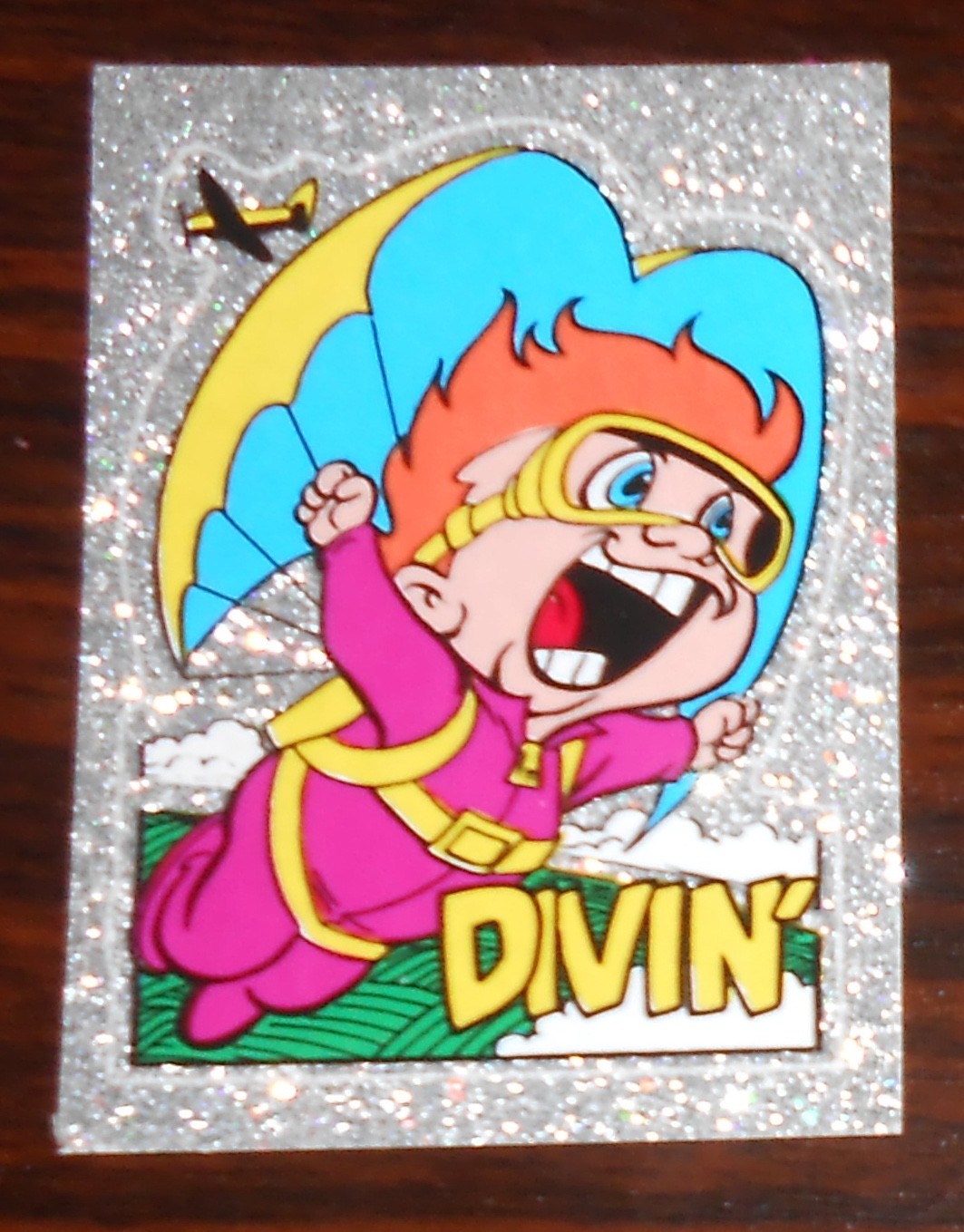 Divin’ Sticker 4×2.5 Glittery Skydiving Parachute