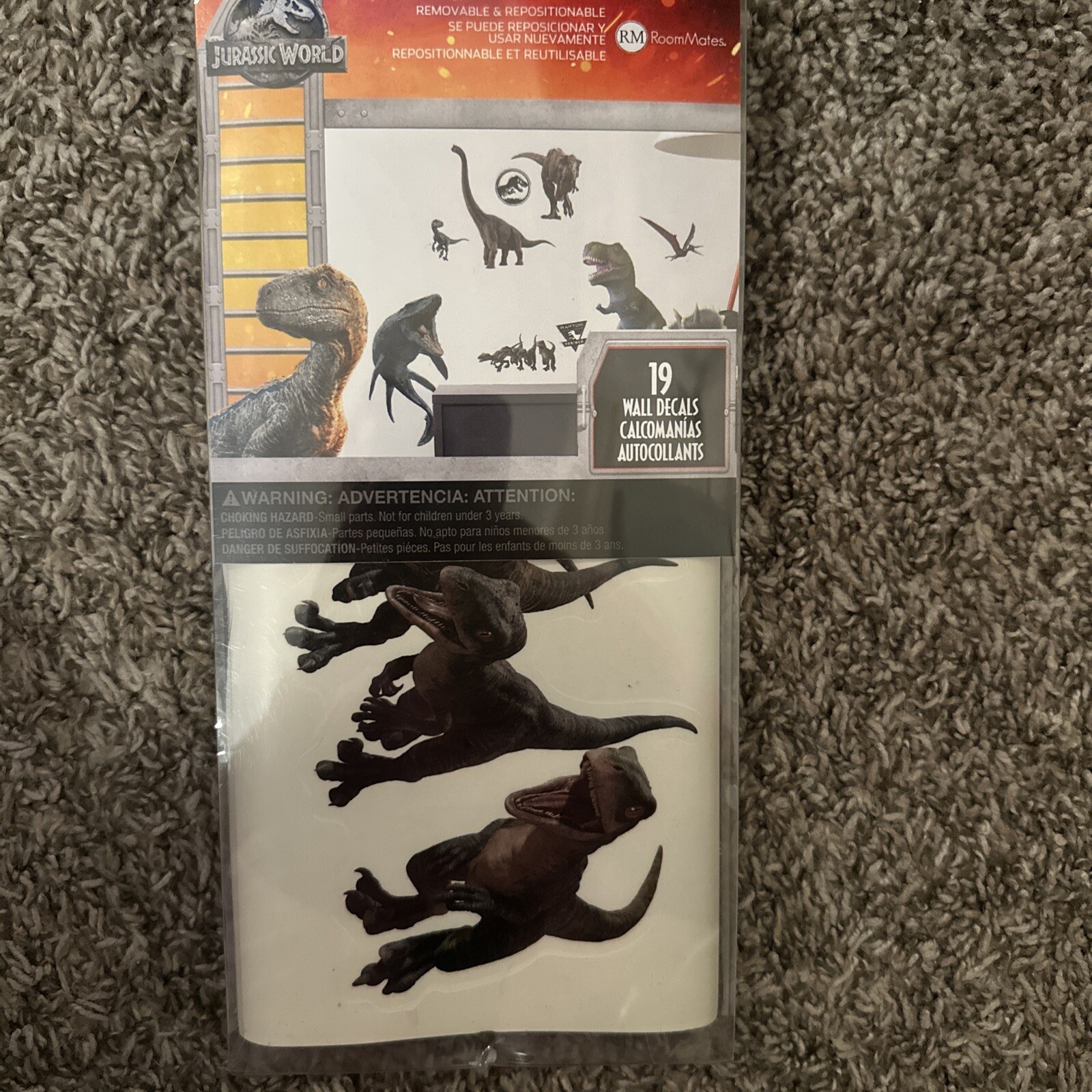 RoomMates Jurassic World Fallen Kingdom 19 Peel&Stick Repositional Wall Decals