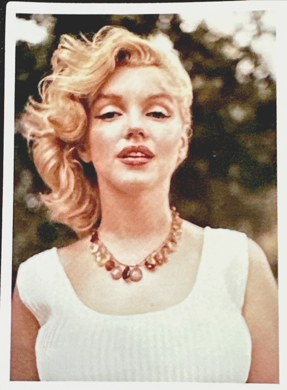MARILYN MONROE STICKER✨💋🤍💋✨2 3/4” X 2”✨SEXY & BEAUTIFUL ✨AWESOME💫