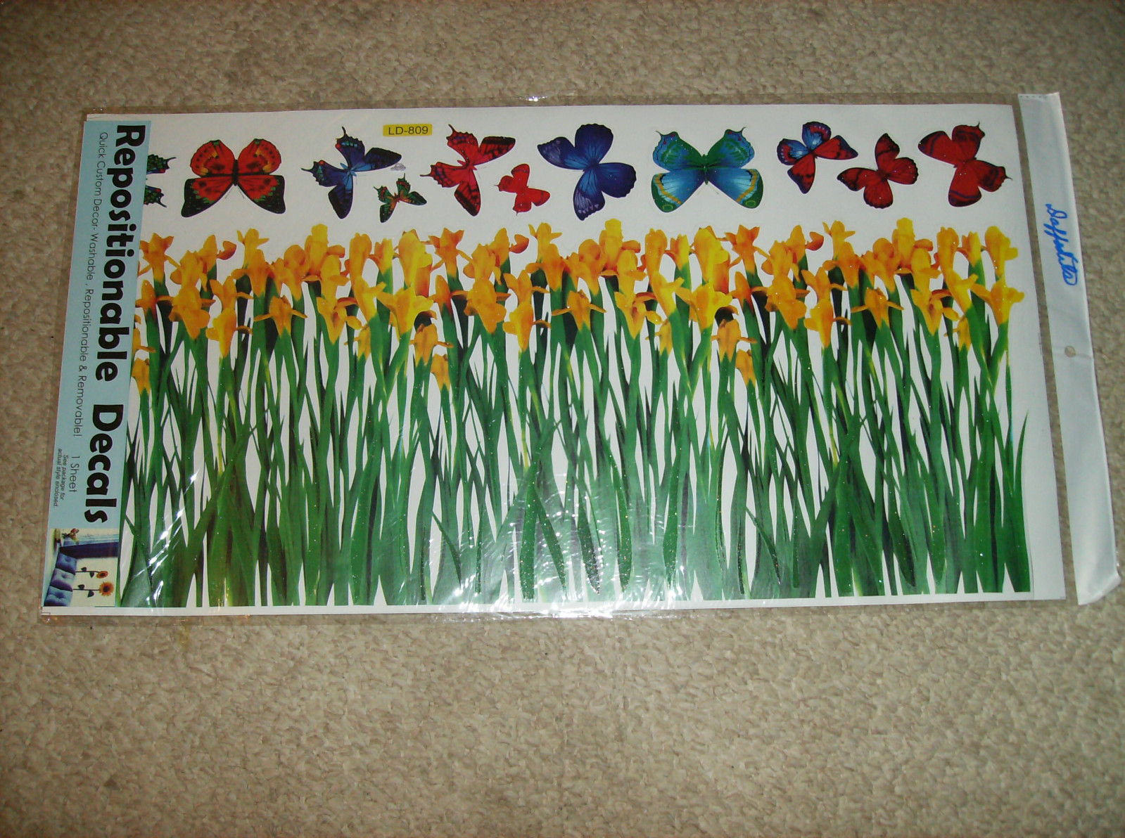 DAFFODILS & BUTTERFLY WALL DECAL REMOVABLE 24″ CAN REPOSITION washable NEW
