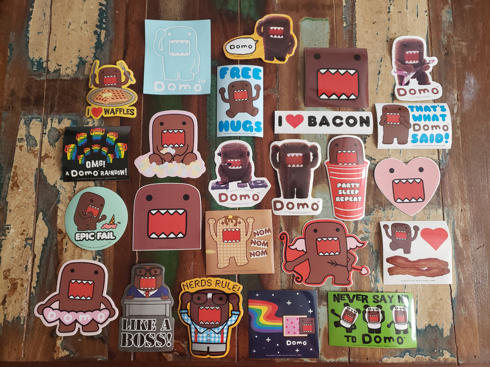 Domo Japanese Anime 24 Different Domo Stickers 14 Magnets & 1 FREE Lanyard