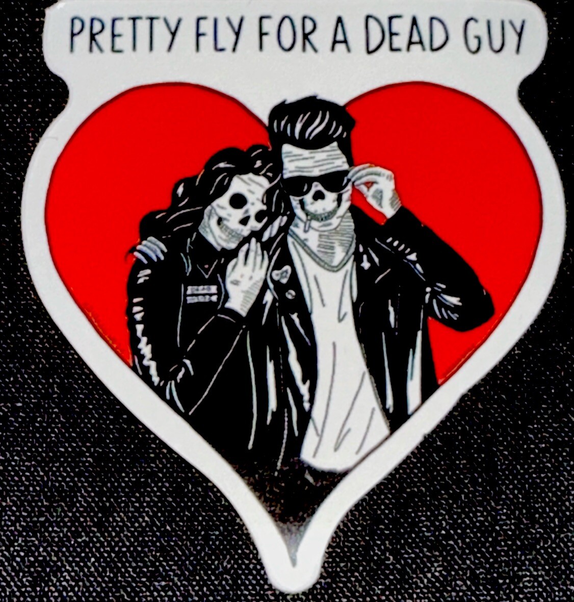 SKELETON HEART STICKER✨❤️💀🖤☠️❤️✨2 1/2” X 2 1/4”✨GLOSSY✨COUPLE IN LOVE❤️