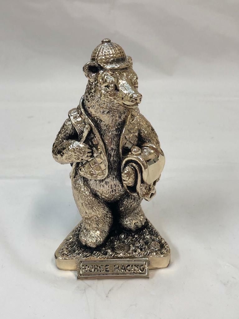 SILVER BEAR ART DECOR with title HORSE RACING