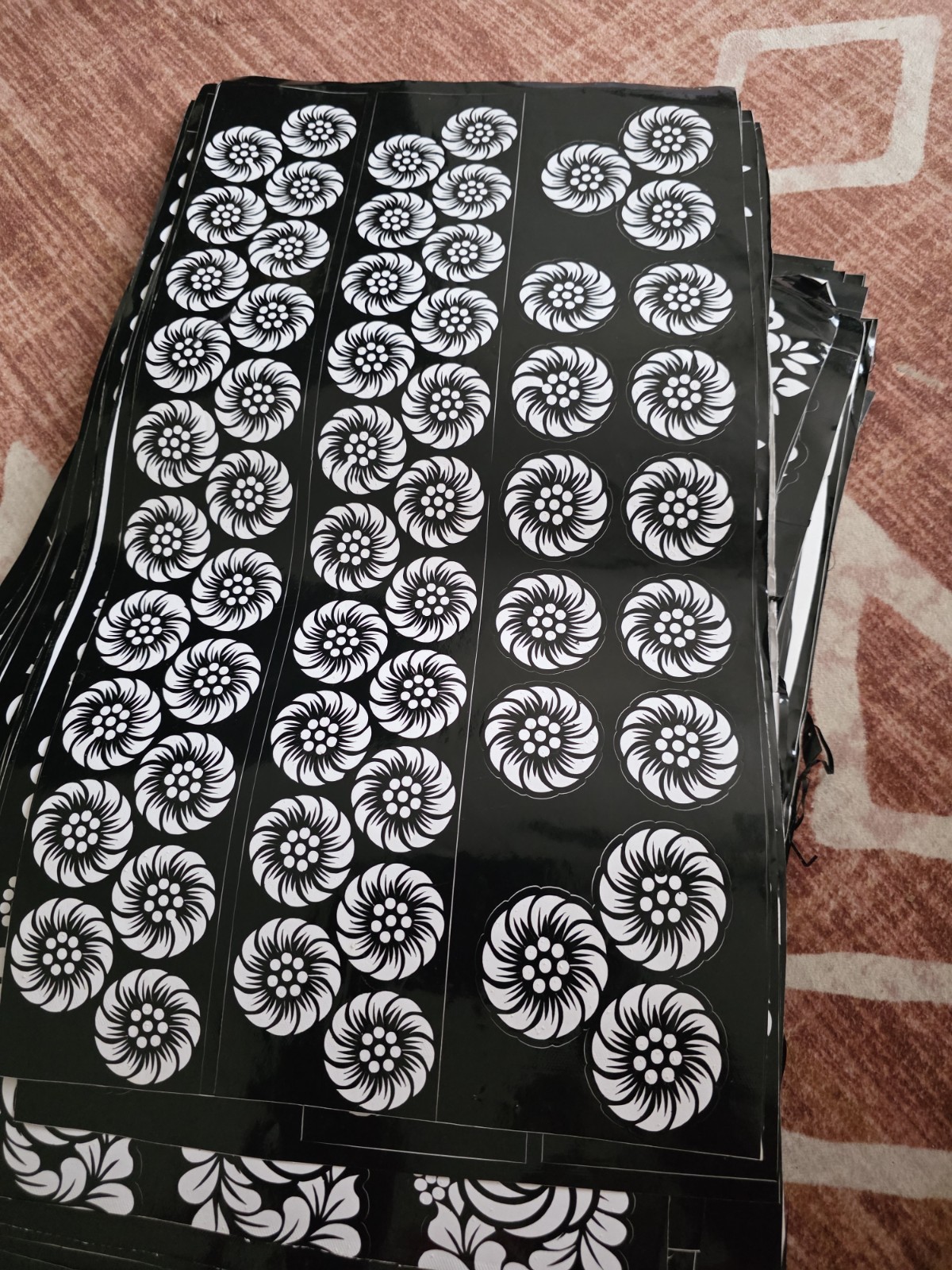 Henna Designs/patterns Stickers/stencil For Your Legs & Hands Or Other Parts.
