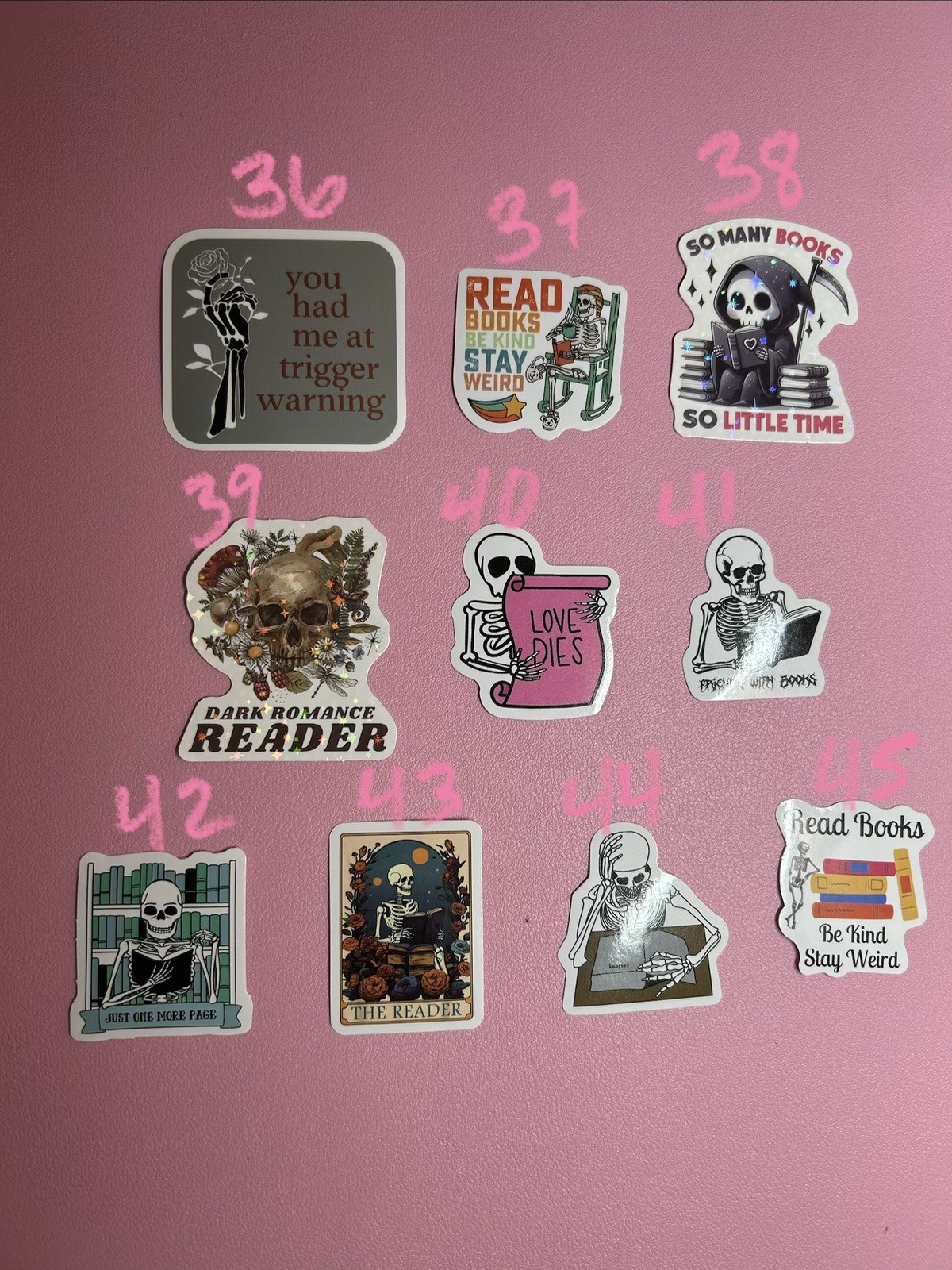 Skeleton Reading / Book Stickers