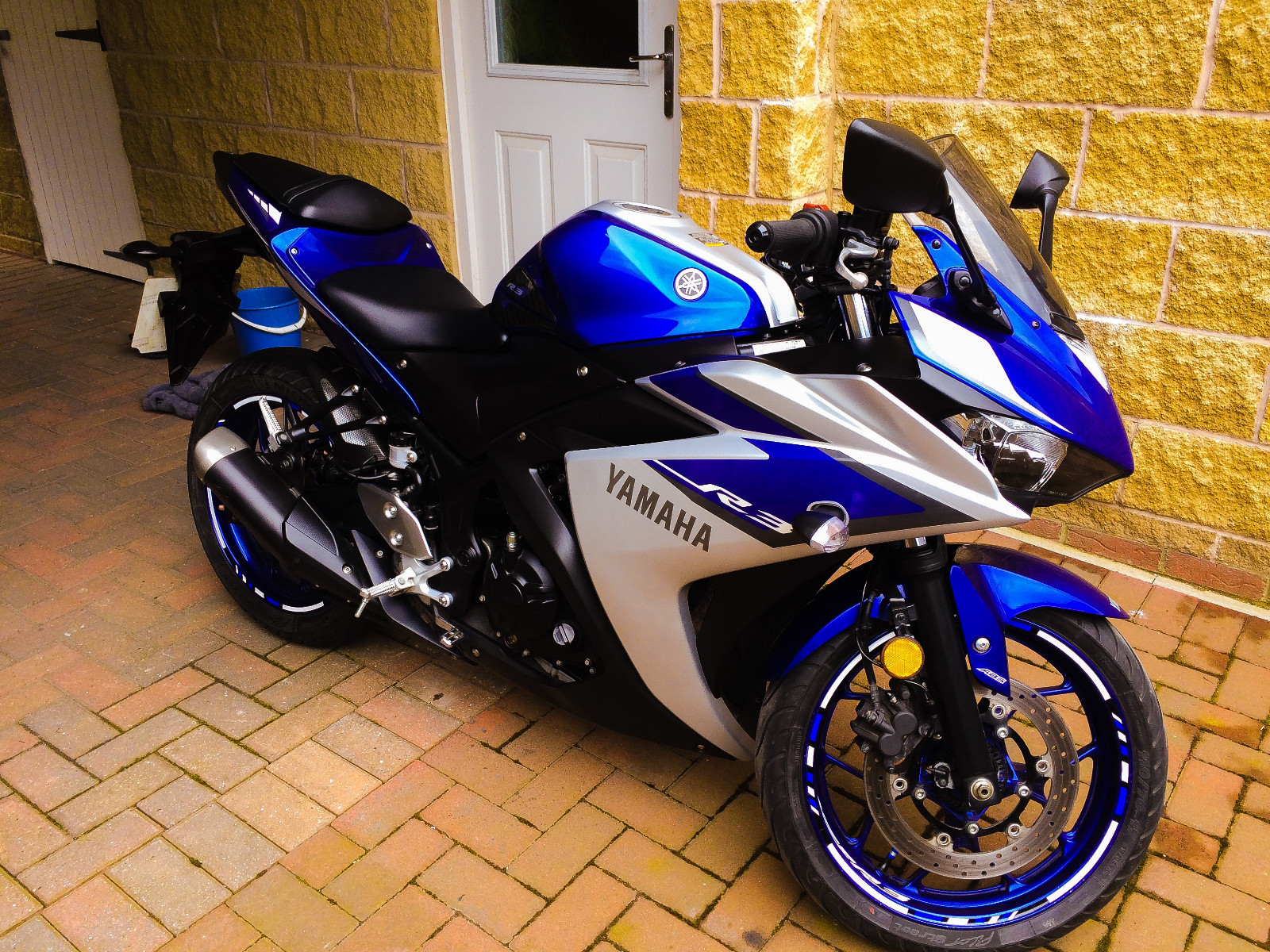 CUSTOM REFLECTIVE MOTORCYCLE CAR RIM STRIPES WHEEL DECALS TAPE STICKERS GRAPHIC