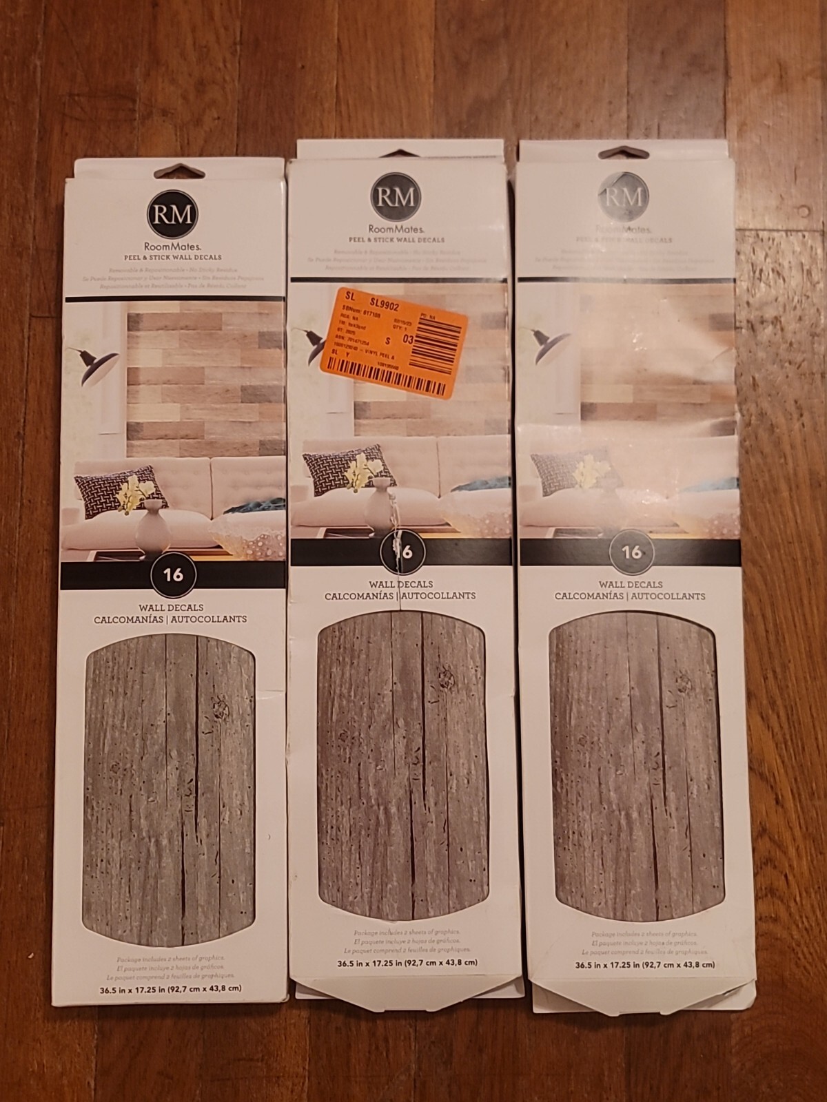 Distressed Rustic Wood Planks Peel & Stick Wall Decals RoomMates 16 pc lot of 3