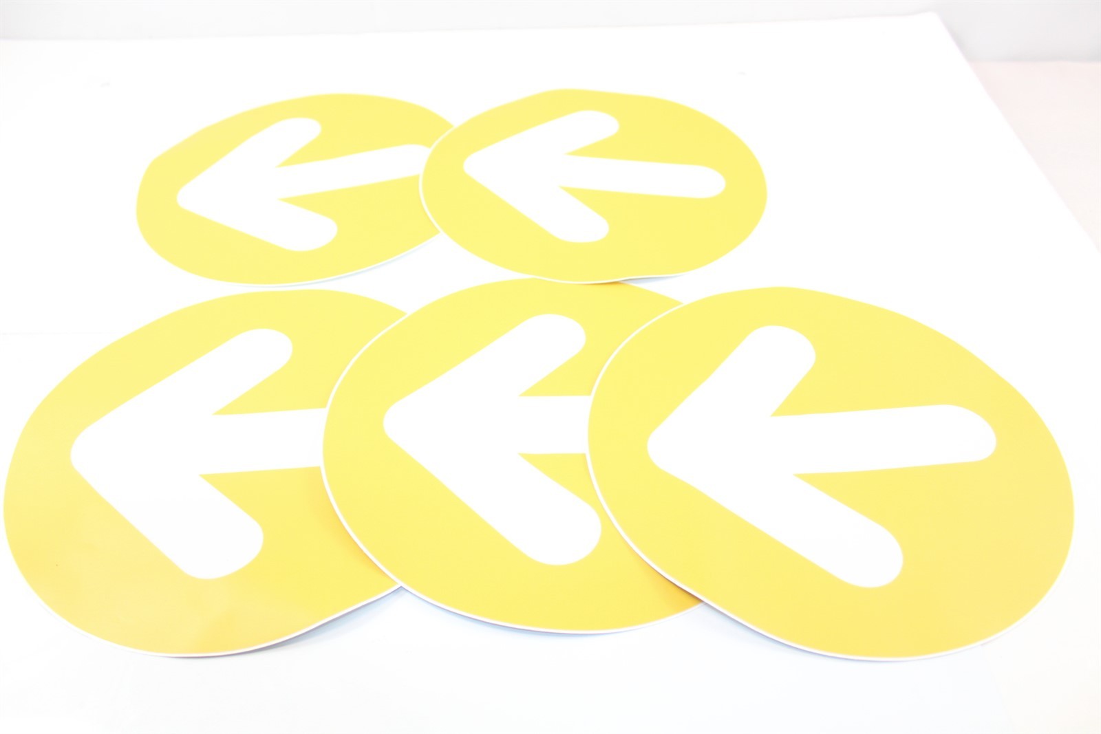 Directional Sticker Packet Yellow with White Arrows 9″ Diameter Set of 5