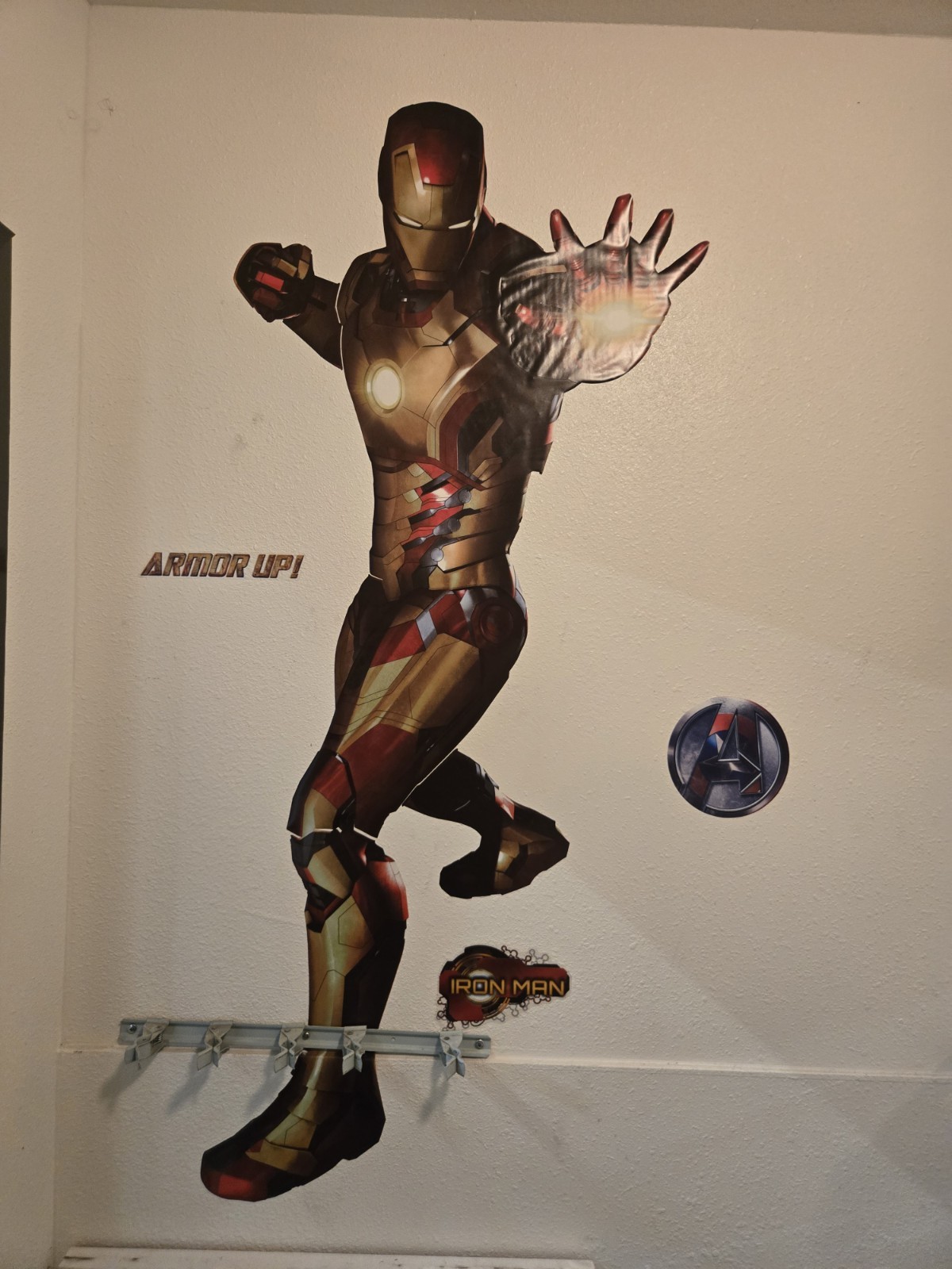 Marvel Studios CAPTAIN AMERICA Peel & Stick 34 Wall Decals Precut Reusable #1152