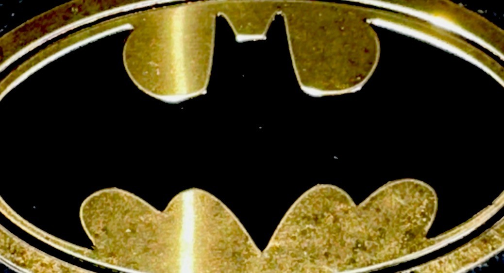 DC BATMAN METAL STICKER✨🦇✨💛✨🖤✨🦇✨GOLD✨SUPER HERO✨FANTASTIC ✨AWESOME✨💫