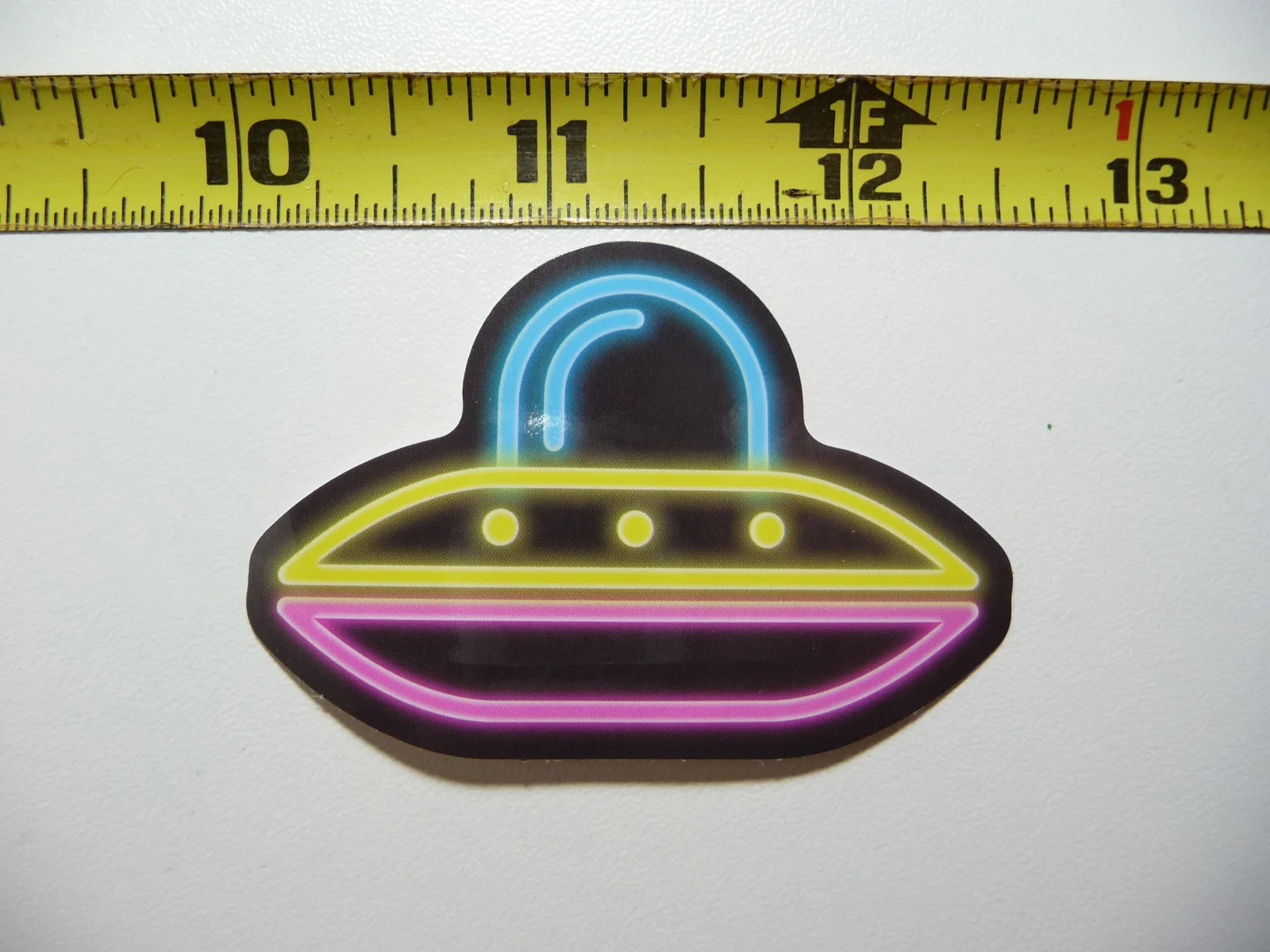 NEON SMALL STICKER DECAL UFO ALIEN SPACESHIP AREA 51 FUNNY FUNNY