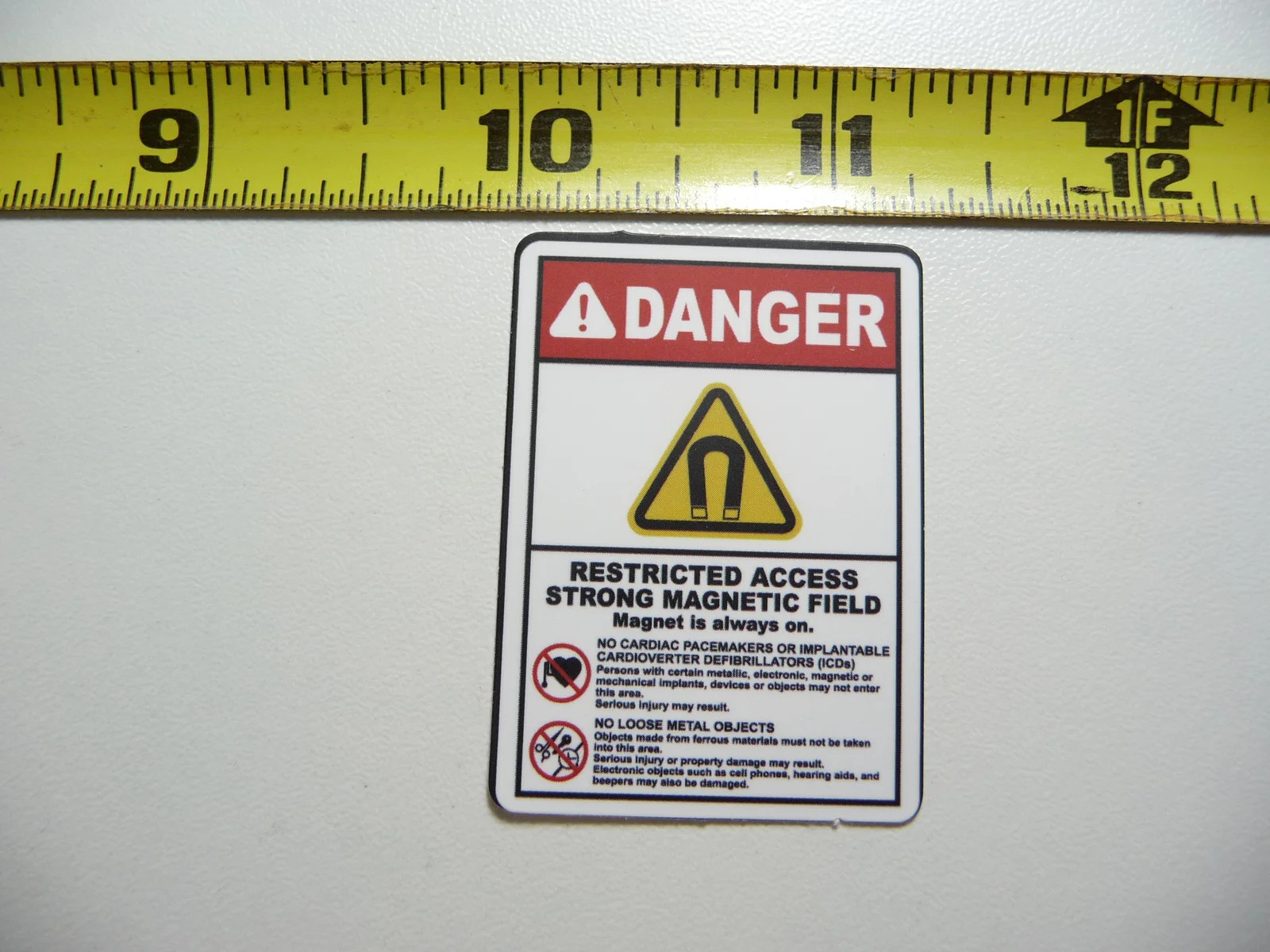 DANGER STRONG MAGNETIC FIELD SMALL STICKER DECAL LITTLE MINI SIGN FUNNY