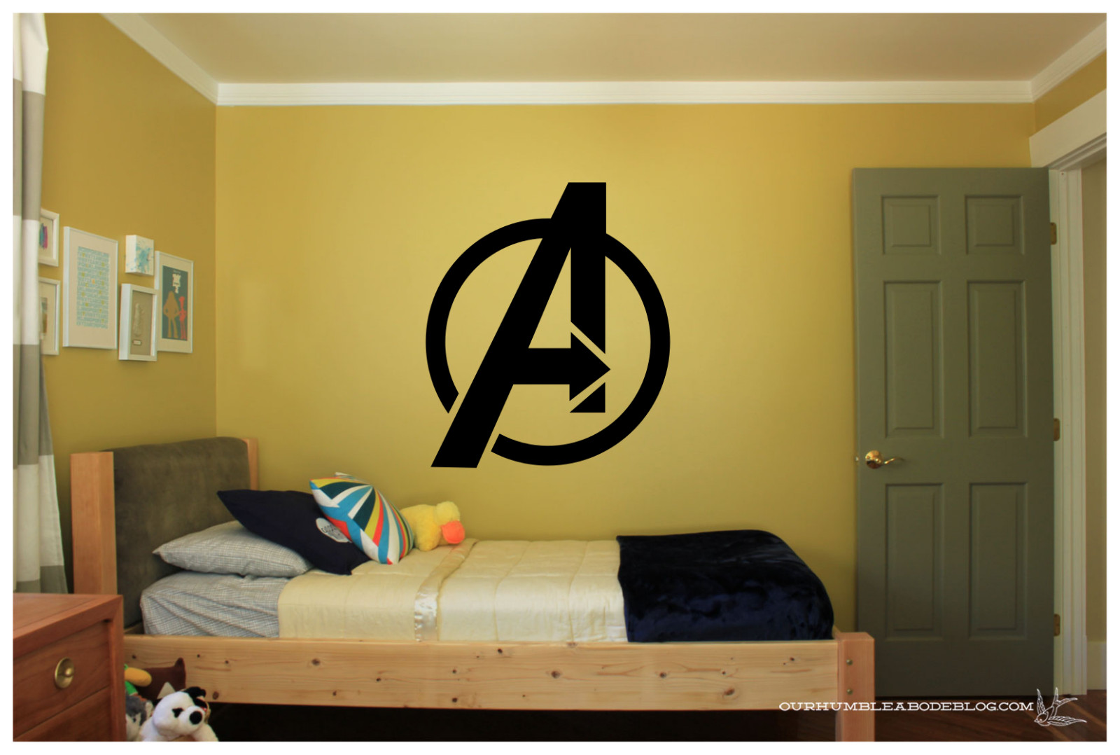 Avengers Logo Large WALL VINYL ART DECAL 22X25″ BEDROOM HOME DECOR