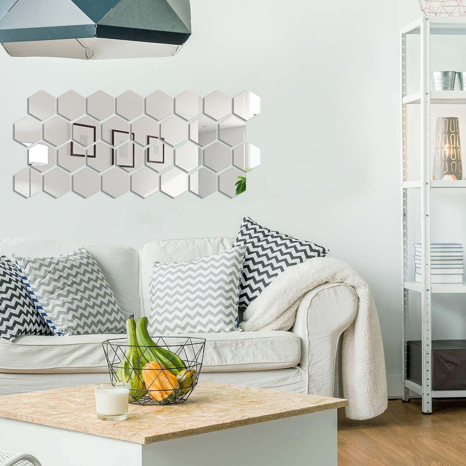Modern 32-Piece Hexagonal Acrylic Mirror Stickers – Elegant Home Decor Solution