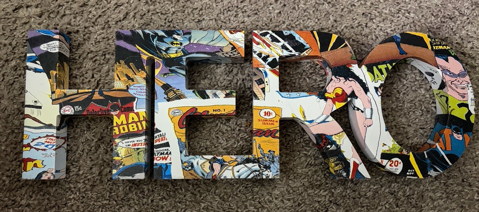 Official Dc “Comic Walls” Hero Rare Man Cave Art Movie Room Batman Superman