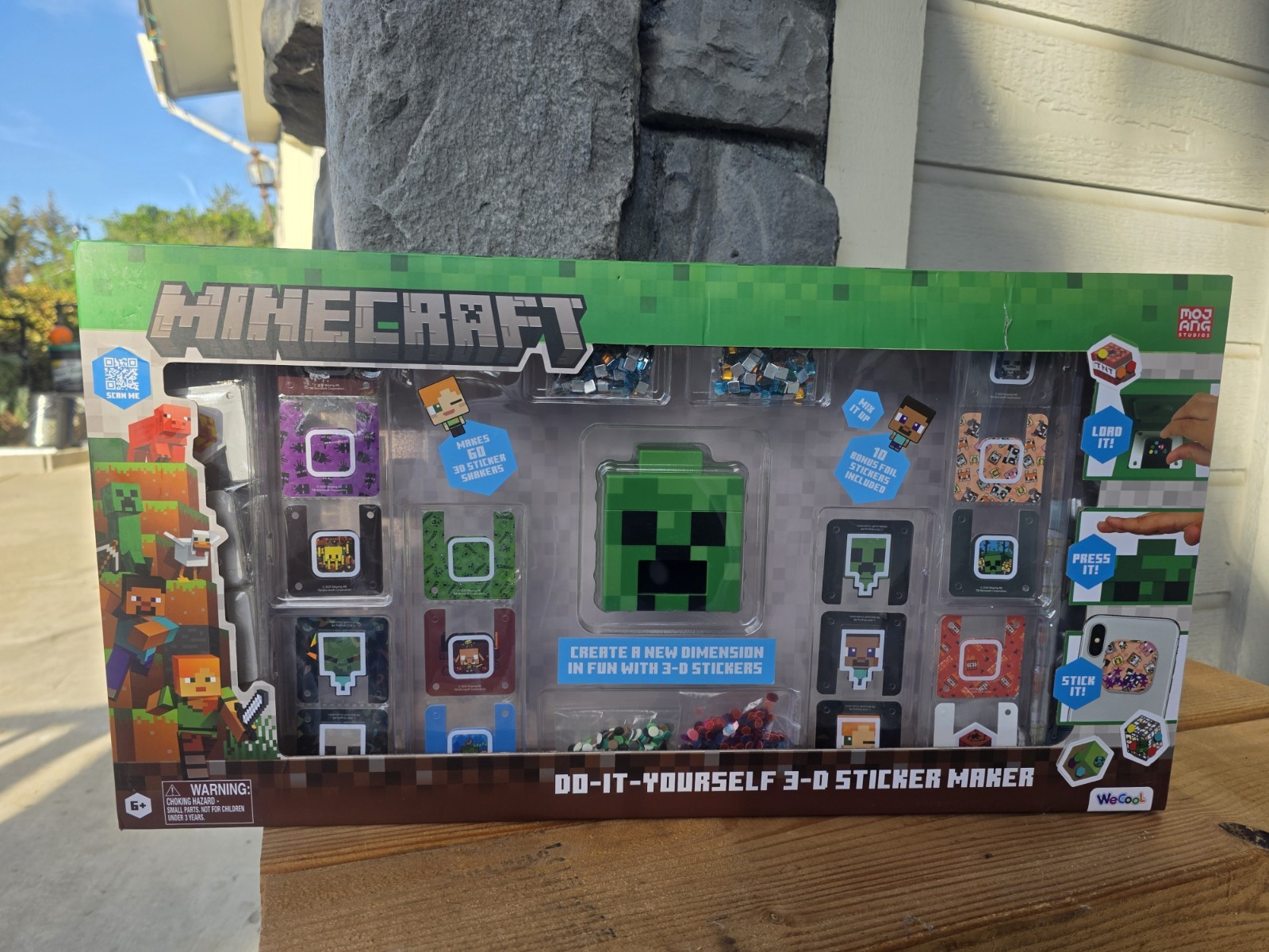 Minecraft DIY 3-D Sticker Maker Set – Create 60+ Shaker Stickers – New In Box