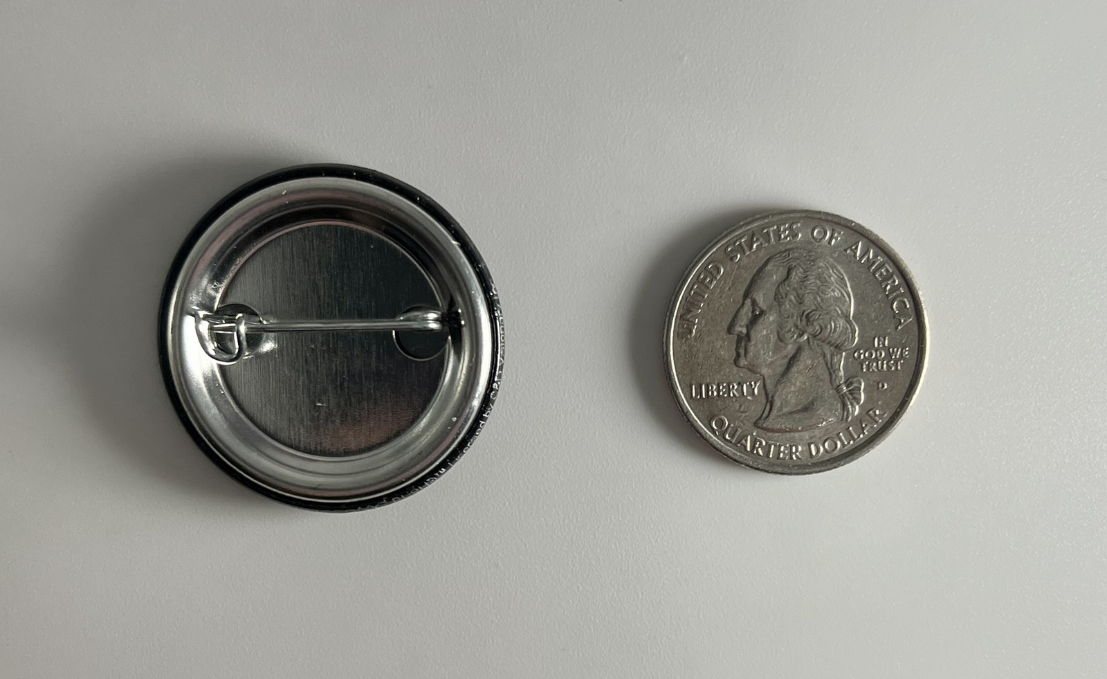 Antifastiche Anti-Fascist Action Antifa 1.25″ Button A004B125 Pin Badge