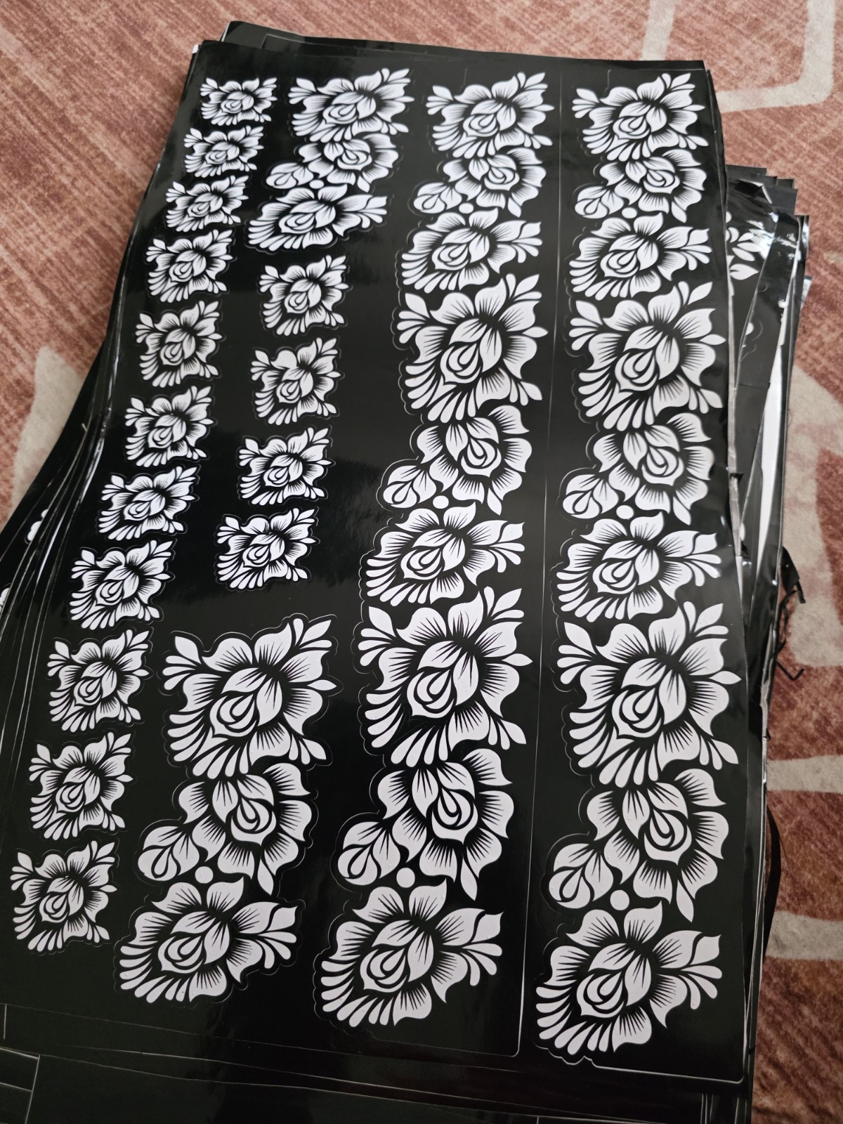 Henna Designs/patterns Stickers/stencil For Your Legs & Hands Or Other Parts.