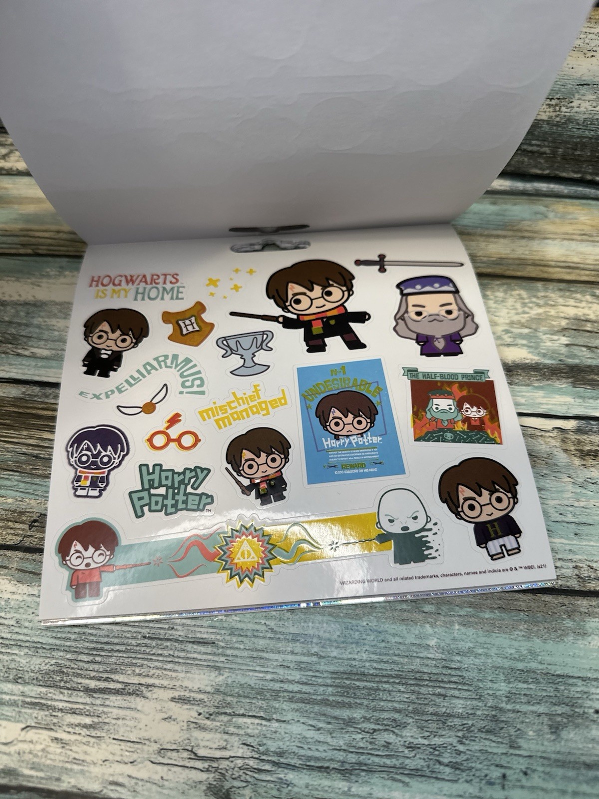 NEW Harry Potter ⚯ ͛ Sticker Book Over 400 Official Stickers 16 Pages
