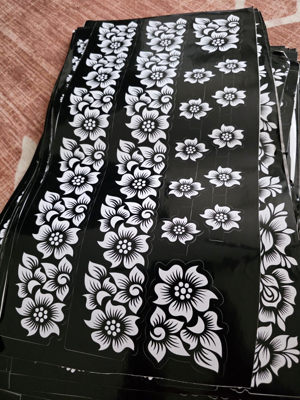 Henna Designs/patterns Stickers/stencil For Your Legs & Hands Or Other Parts.