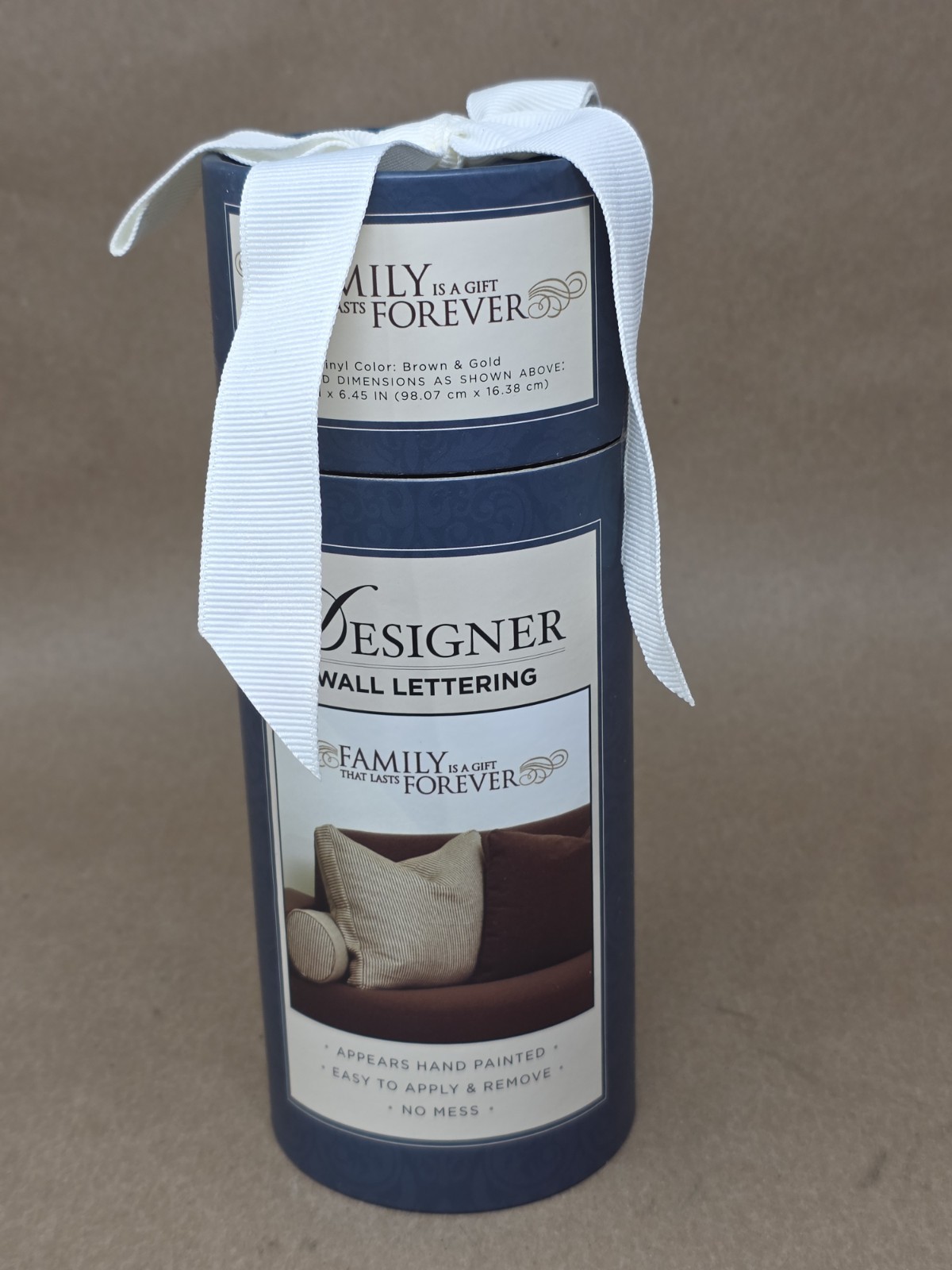 Designer Wall Lettering “Family Is A Gift That Lasts Forever” NIP