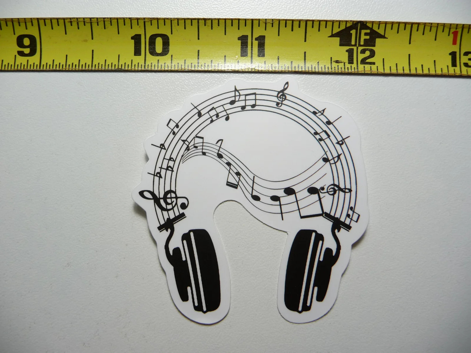 HEADPHONE WITH MUSIC NOTES STRAP SMALL STICKER DECAL BAND SONGS MUSICIAN