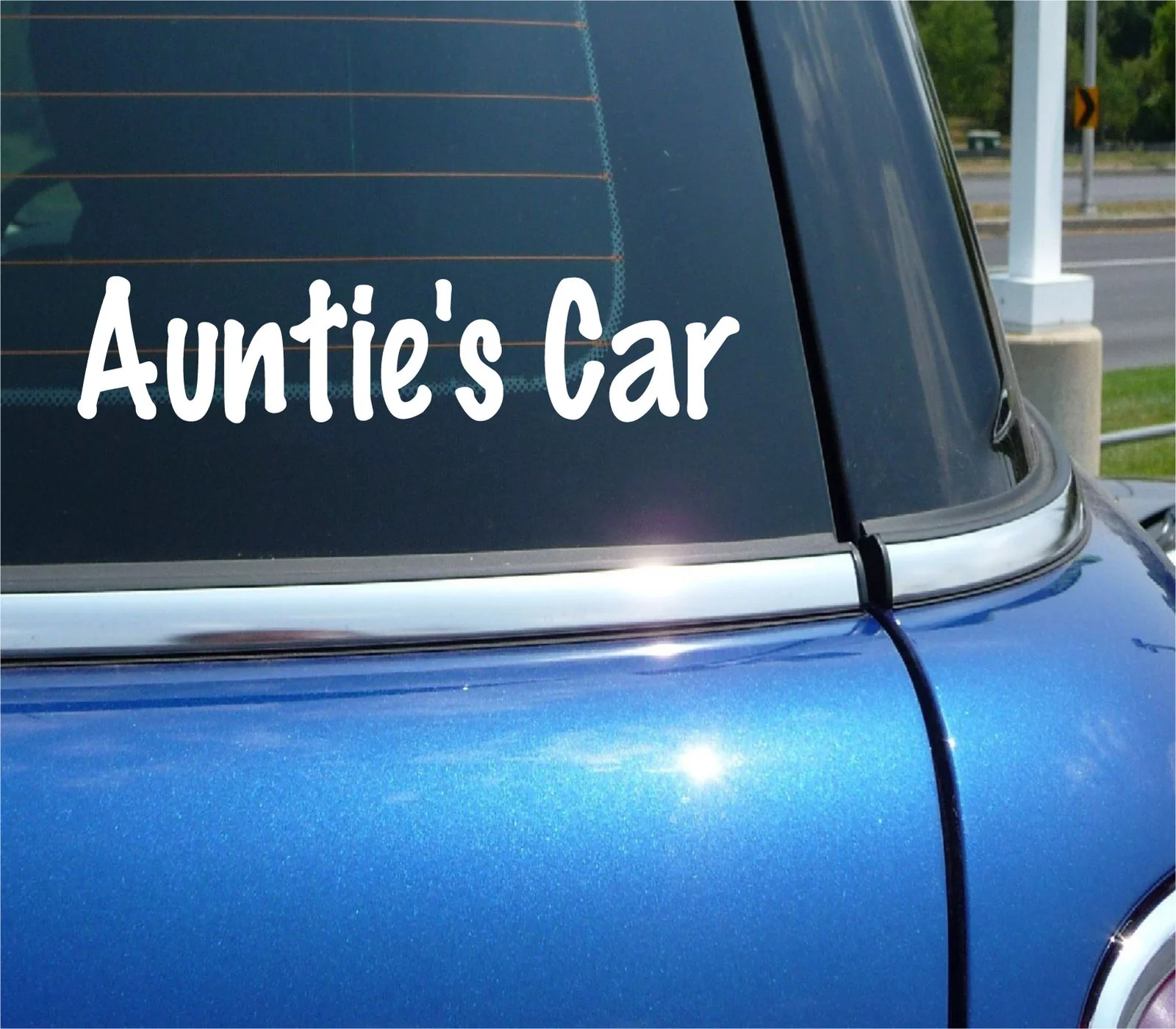 AUNTIES CAR STICKER DECAL FUNNY HAWAII ISLAND SAYING CAR TRUCK WINDOW