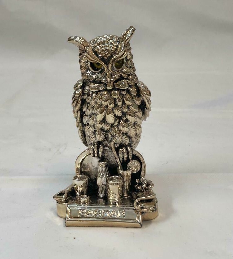 SILVER OWL ART DECOR with title BARMAN