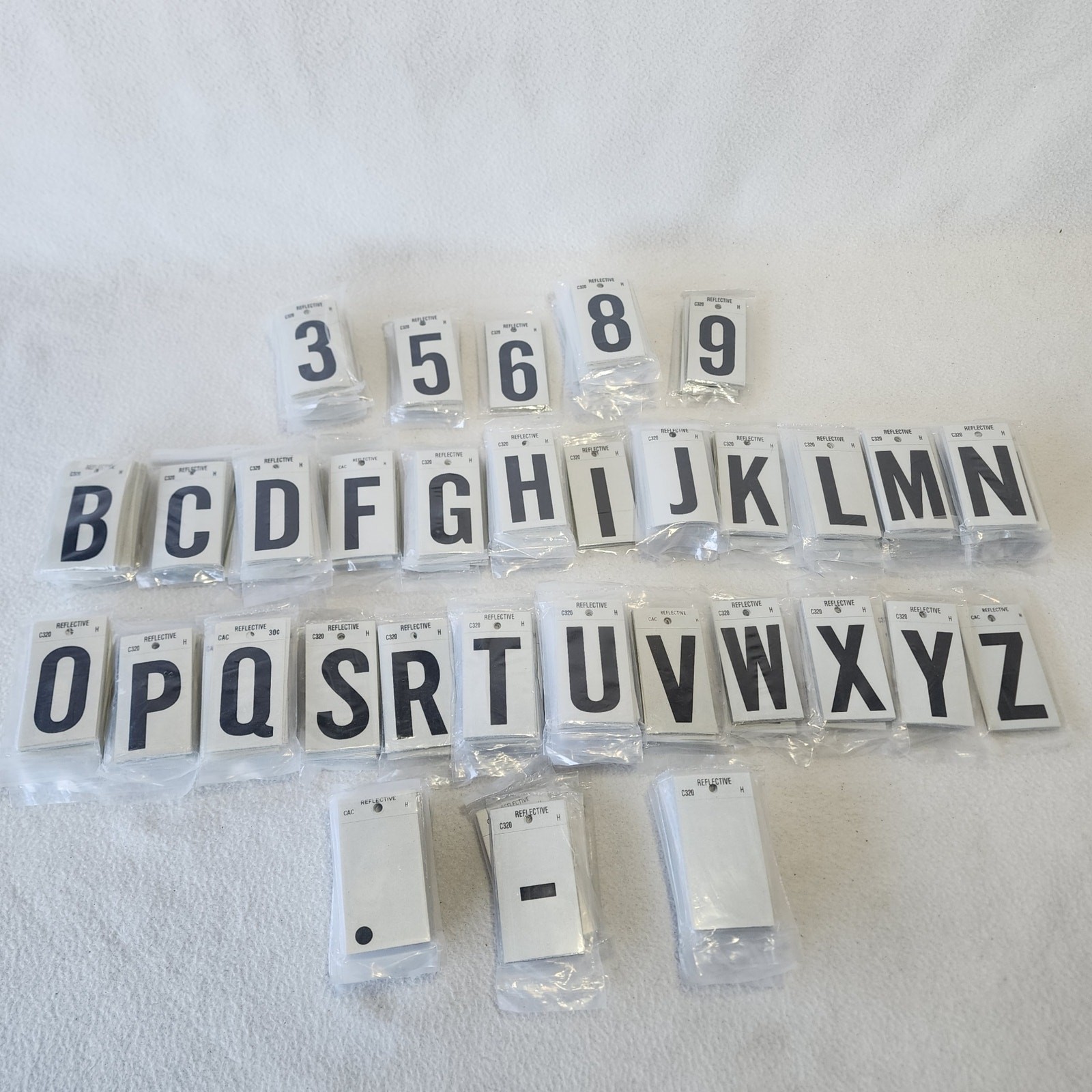 Lot of 1,597 Avery 2.5 x 1.5 reflective stickers New