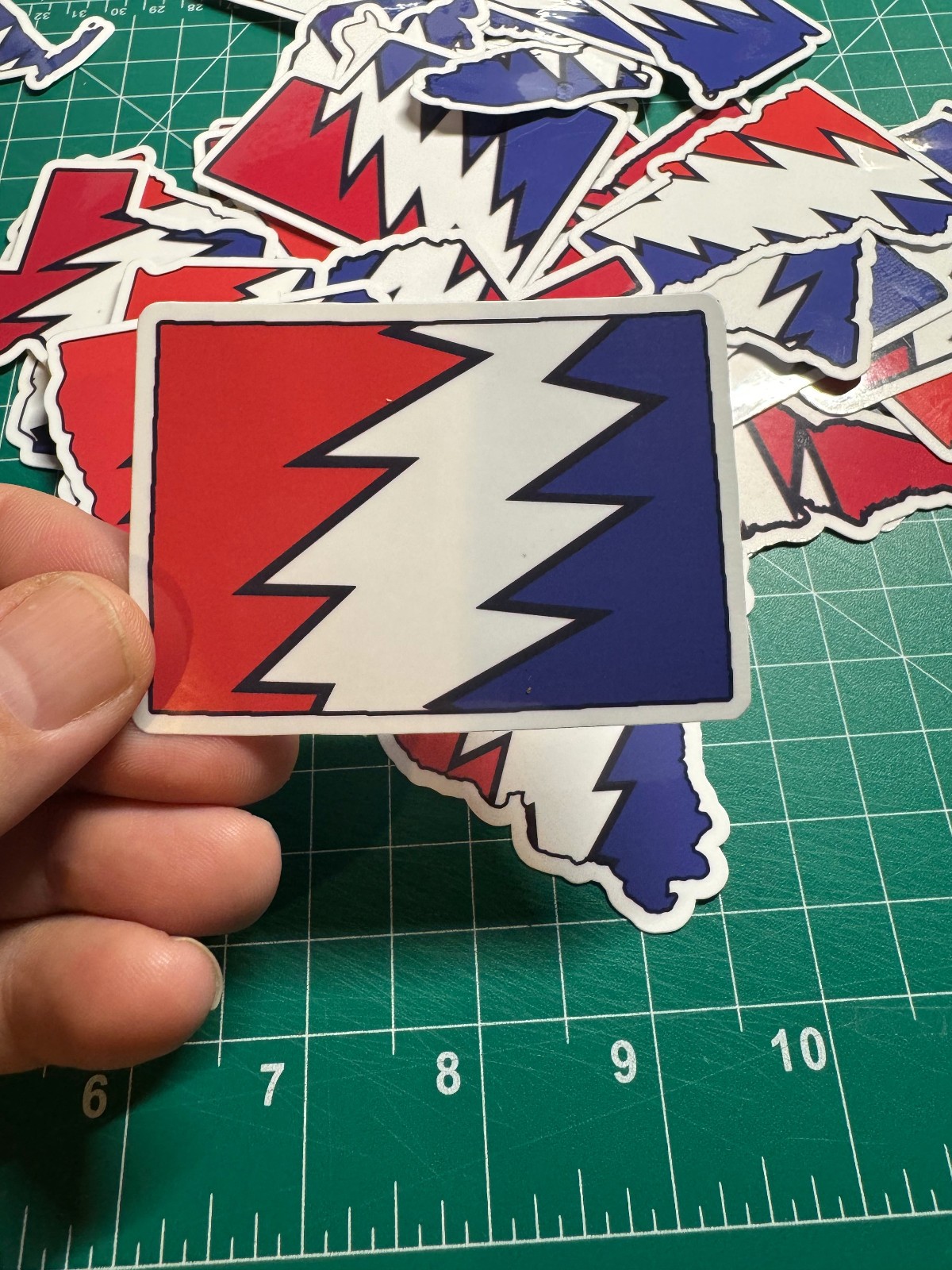 Colorado Stealie – Grateful Dead – Laminated Vinyl Sticker – 2.5″x3″