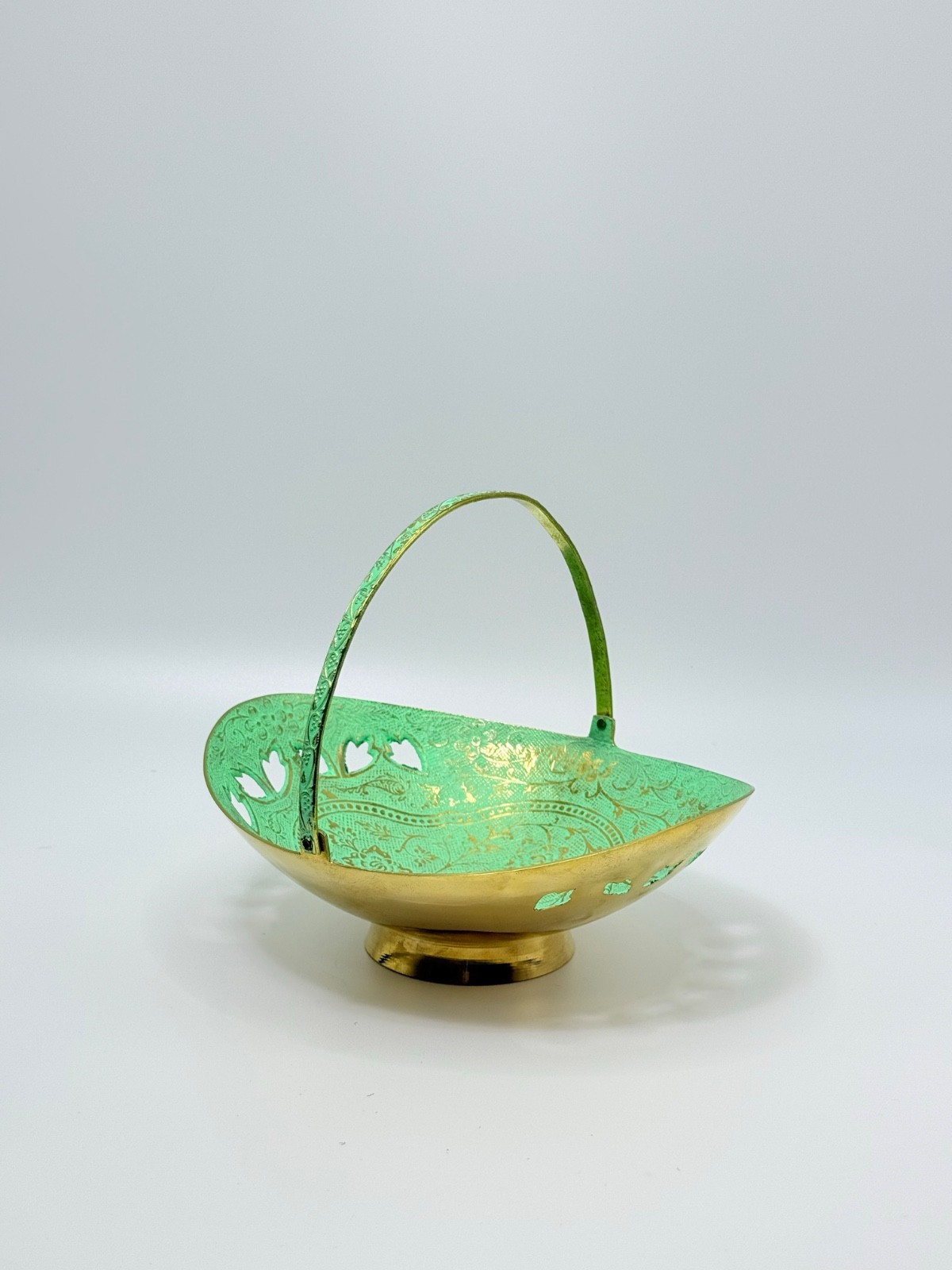 Vintage Green Copper Basket 🪔 Decorative Bowl with Handle