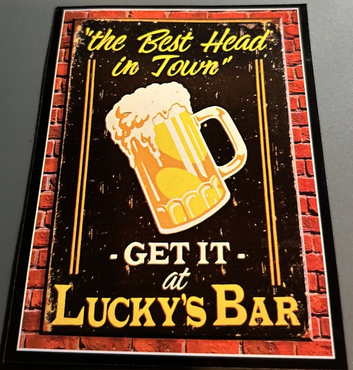 Large Magnet: Best Head In Town – Get It at LUCKY’S BAR (Funny BJ / Beer Humor)