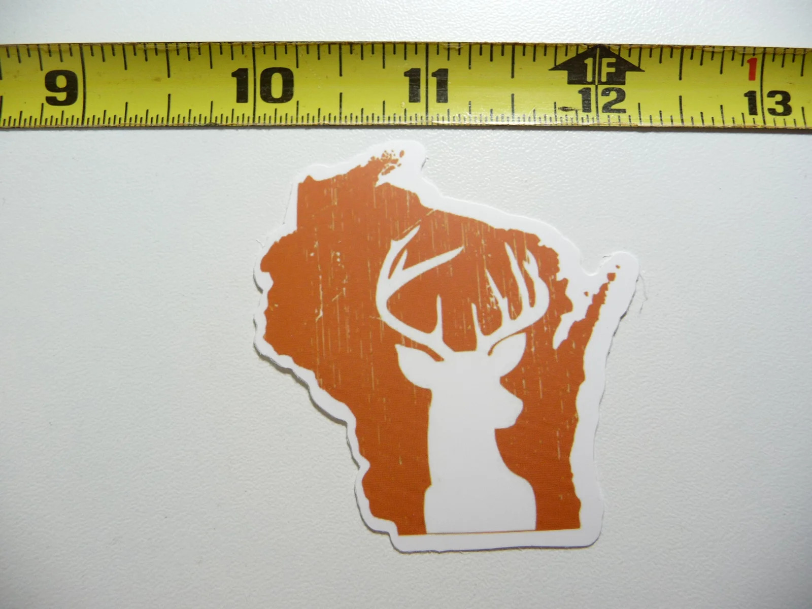 WISCONSIN OUTLINE DEER SMALL STICKER DECAL HUNT HUNTER HUNTING WILDLIFE